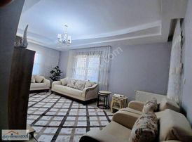 Çiğli Hastane Yakını Çift Cephe Ebeveyn Banyolu 3+1 Satılık