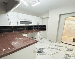 Ana Caddeye Yakın Masrafsız 1+1 Satılık Daire