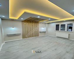 Metrobüse Ve Ana Caddeye Yakın Full Dekorlu 3+1 120m2 Satılık Daire