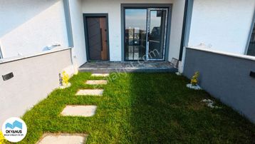 Kocaali Sahilde Müstakil Bahçeli Havuzlu Şık Villa Okyanustan