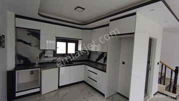 Remax Toros'tan Altınkum'da 3+1 Dubleks Villa