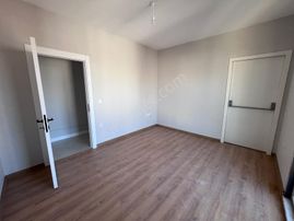 Kozyatağı'nda Satılık 3+1 Balkonlu Sıfır Daire