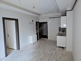 Ada Emlaktan Merkezi Konumda 1+1 Satılık Daire