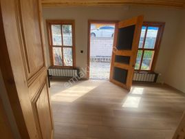 Çengelköy Sahiline 500m Emsalsiz Müstakil Ev