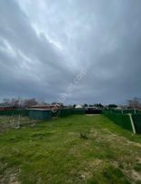 Çatalca Karacaköy'de 215m2 Yerleşimin İçerisinde!!!!!