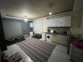 Cumhuriyet Mahallesinde Geniş Satılık 2+1 Daire