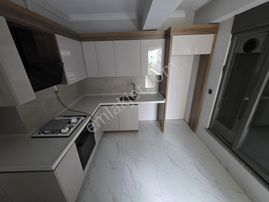 Irmaksudan Altınkumda Denize 300m Ön Cephe Asansörlü 2+1 Daire