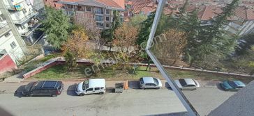 Bağlarbaşında 3+1 Katta Manzaralı Daire