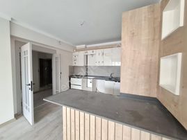 Sincan'da Sıfır, Ebeveyn Banyolu,çift Asansörlü, 2+1 Daire