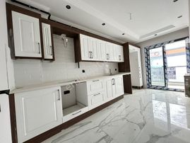 Muradiye Mahallesinde 2+1 Full Lüks Satılık Daire