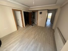 Menderes Caddesi | 2+1 Sıfır |