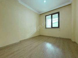 ▀▄parla'dan Akçay Merkezde Ön Cephe Denize Yakın 2+1 Satılık ▀▄