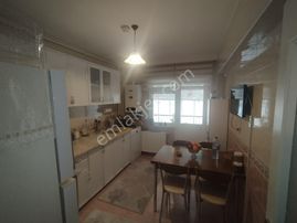 Aşık Paşa Cadde Üzeri Katta 3+1 Daire!