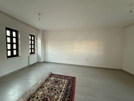 Tarihi Sur Bölgesinde Satılık 3+1 Villa