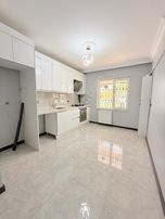 Okul-market-ulaşım Dibi Altında Daire Olan 2+1 !!