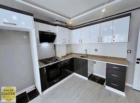 Emlak Center'dan Muradiye Mah Satılık 2+1 Daire