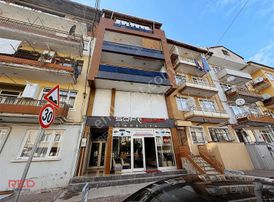 İzmit Kadıköy Mah. Satılık Net 185m2 Asma Katlı Dükkan