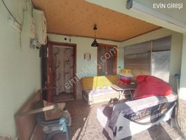 Karabayır'da Havuzlu, Geniş Bahçeli, Şömineli 2+1 Ev