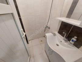 Mimar Emlak'dan Satılık Lux 1+1 Metro Dibinde Yüksek Giriş!