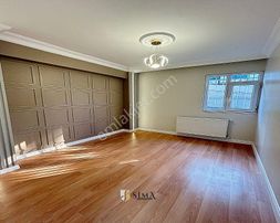 Metrobüse Yakın Ultra Lüks Genişm2 Satılık 2+1 Daire