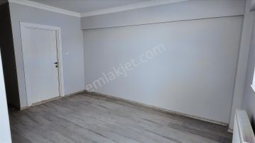 Net Yatırımdan Taşınmaya Hazır Site İçerisinde 3+1 Lüx Daire