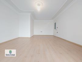 Denizden Akçayda Asansörlü Genç Binada Geniş Satılık 3+1 Daire.