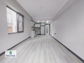 Denizden Akçayda Ön Cephe Yeni Binada Satılık 1+1 Daire.