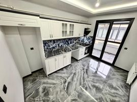 🏡 Referans'tan Akçay'da Ayrı Mutfak Ön Cephe 2+1 Daire