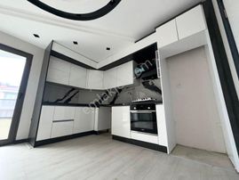 🏡 Referans'tan İkizçay'da Ön Cephe Ara Kat 1+1 Daire