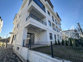 Gürsoy'dan Zeytinlide Bahçeli Lüks 1+1 Daire