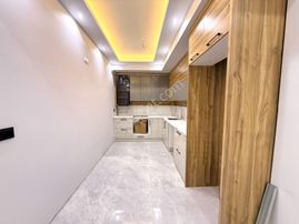 Jet'ten Mükemmeli Arayanlara Yerden Isıtmalı Ebeveynli 2+1 Daire