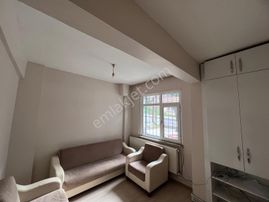 Sütlüce Sahile Yürüme Mesafesinde 2+1 Giriş Kat Daire