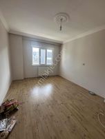 İnal Emlak'tan Konak Mahallesinde Kiralık 3+1 Daire