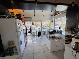 Narlıdere Ilıcada Köşe Konumlu, Satılık Dükkan