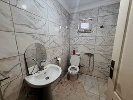 Salihiyede 1875 M2 Arsa İçinde Tek Katlı Müstakil Ev Ve Arsası