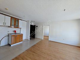 *karahasanlı Erdoğan Site İçi* 75m2 *açık Mutfak*2+1 *daire