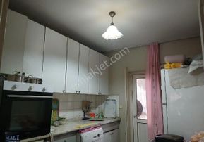 Afetevlerinde 2+1 Geniş Oturumlu Satılık