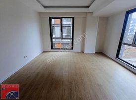 Sultanbeyli Mehmet Akif Mahallesinde 2+1 Satılık Daire