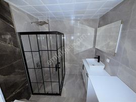 Çiğli Uğur Mumcu Mahallesi'nde Satılık Tripleks