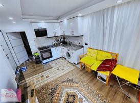 Tramvay Dibinde Kelepir 1+1 Genişletilebilir