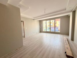 Remax Anı 'dan Bulgurlu 'da Cadde Üzeri Sıfır Satılık 3+1 Daire