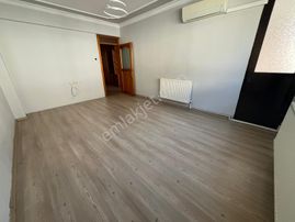 Asil'den Bozyakada Satılık Binada 5 Adet Daire