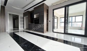 Vadi'den Ultra Lüks Sitede-manzaralı-e.banyolu-4+1 Akıllı Daire!