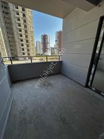 Uçanyapı'dan Yatırımlık 1+1 Havuzlu Site İçerisi