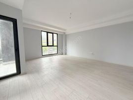 Mertcan'dan Metroya 5dk Açık Balkonlu Ara Kat Sıfır 3+1 Daire