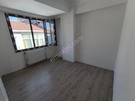 Yenibosna Çobançesme Mh 2+1 5.kat Satılık