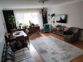 Sahibinden Merkezi Konumda Geniş Daire