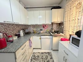 Mertcan'dan E5 Karayolu 5dk Marmaray 10dk Balkonlu Giriş Kat 2+1