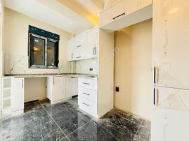 Havuzlu & Arakatta Ayrı Mutfaklı Sıfır Daire