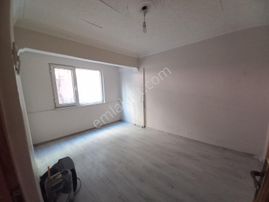 Şeref Emlaktan Satılık Bahçe Katı Daire